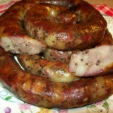 Kako kuvati domaću svinjsku kobasicu u crevima u rerni